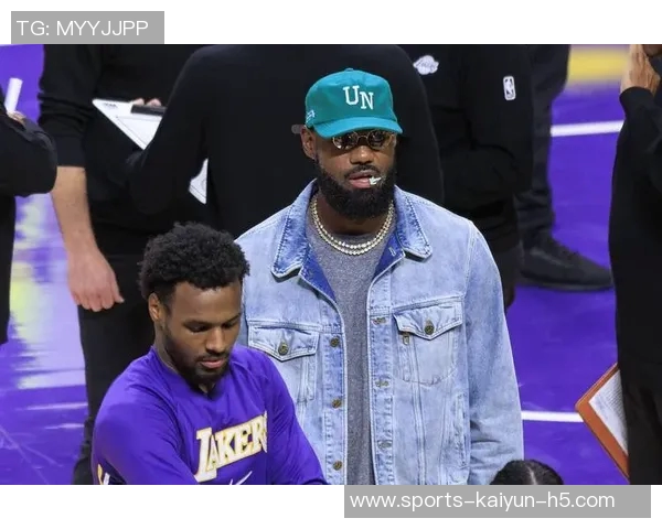 詹姆斯谈里夫斯状态恢复需时强调节奏问题是关键因素 詹姆斯谈里夫斯状态恢复需时强调节奏问题是关键因素