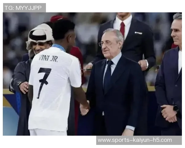 大罗揭示皇马三亿欧负债背后弗洛伦蒂诺的巨星投资如何重塑足球产业 大罗揭示皇马三亿欧负债背后弗洛伦蒂诺的巨星投资如何重塑足球产业